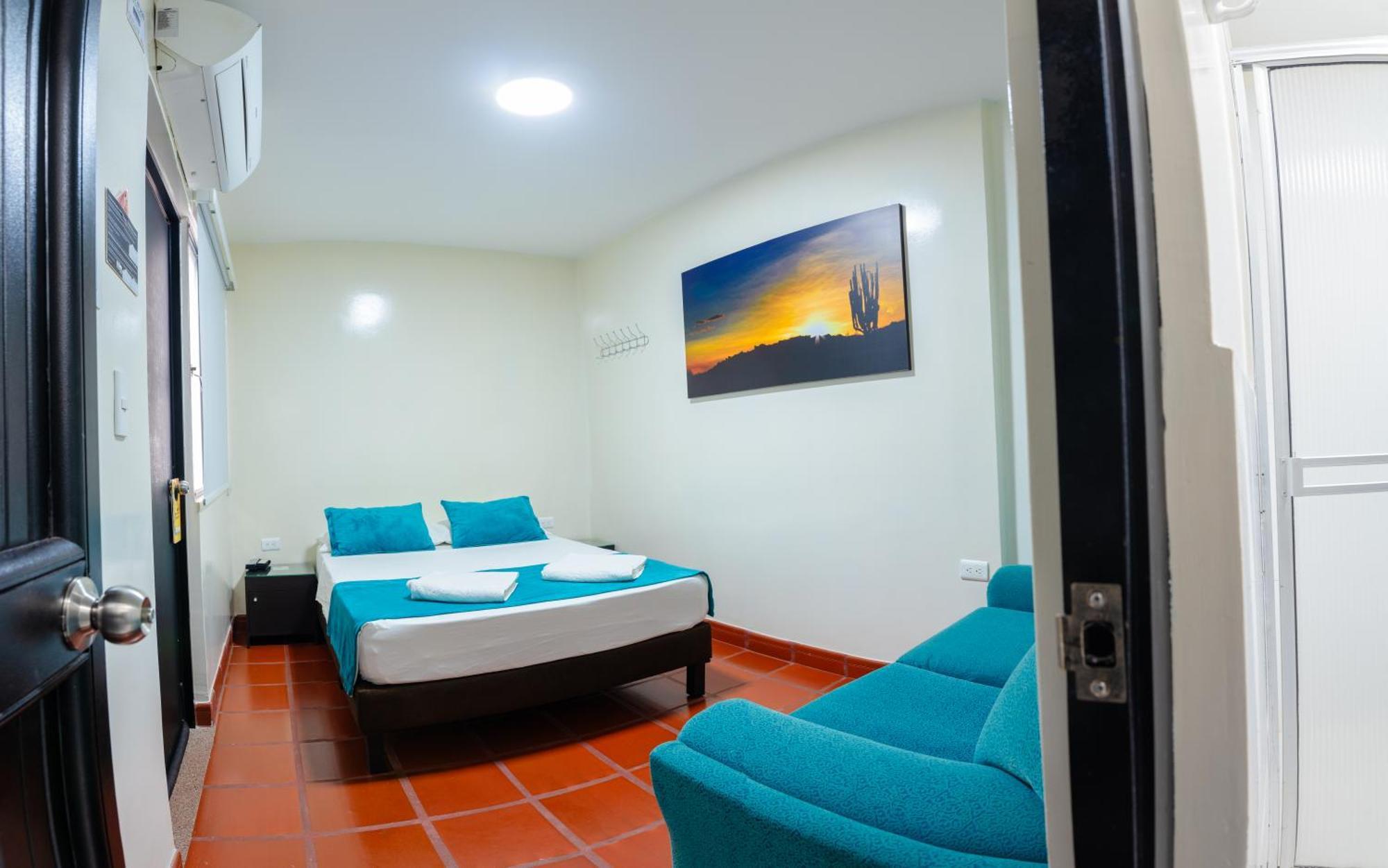 Hotel Villa Paraiso Villavieja Ngoại thất bức ảnh