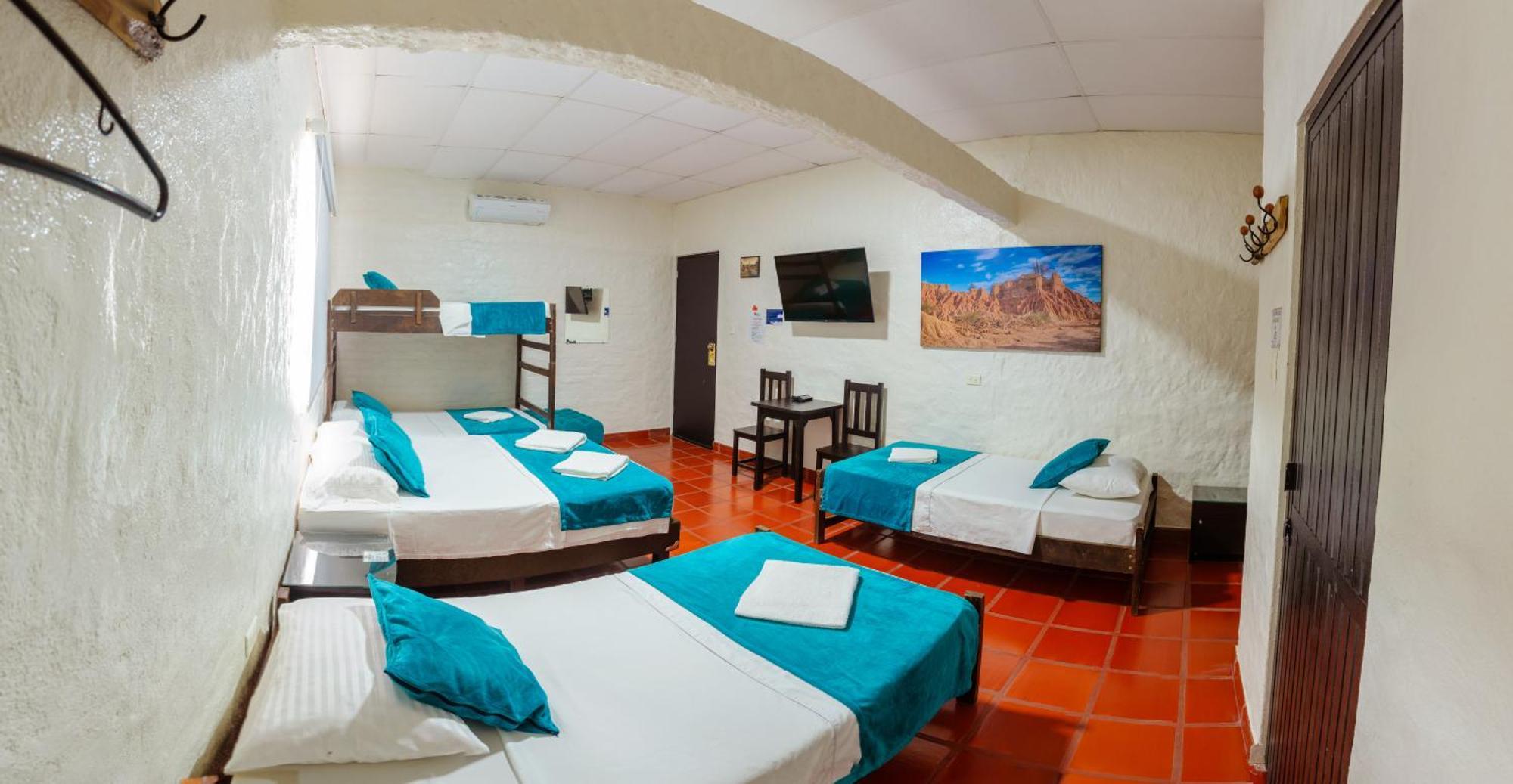Hotel Villa Paraiso Villavieja Ngoại thất bức ảnh